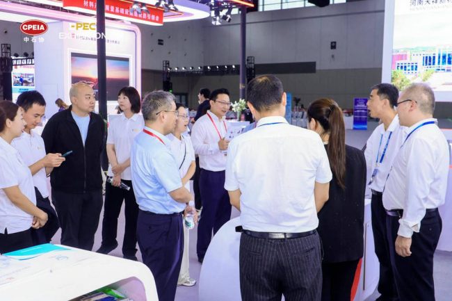 1758954985-95c260ab4ddafbd